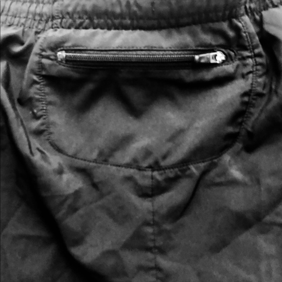 -———- SOLD ———Nike Dri Fit Running Shorts Medium - Picture 3 of 7